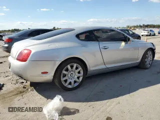 2005 Bentley Continental GT GT z VIN SCBCR63W25C026291, wystawiony jako Copart lot #71823914 z przebiegiem 62 431 mil mil oraz Szkoda całkowita • Salvage title. Historia ofert i sprzedaży dostępna na DreamBid. Obrazek 3.