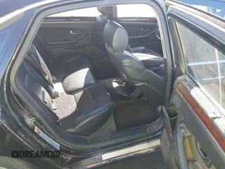 2006 Audi A8 4.2L z VIN WAUML44E96N013151, wystawiony jako IAAI lot #41821108 z przebiegiem 150 334 mil mil oraz . Historia ofert i sprzedaży dostępna na DreamBid. Obrazek 8.