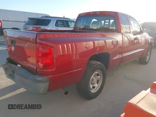 2006 Dodge Dakota ST with VIN 1D7HE22K36S697830, listed as a IAAI auction lot 41611944 with 95,811 mi miles and . Bid and sale history available at DreamBid. Image 4.