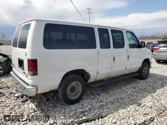 2013 Ford Econoline Passenger XL z VIN 1FBNE3BL6DDA95344, wystawiony jako Copart lot #53704825 z przebiegiem 204 281 mil mil oraz Czysty tytuł • Clean title. Historia ofert i sprzedaży dostępna na DreamBid. Obrazek 3.