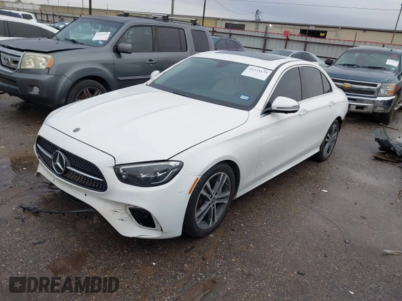 2021 Mercedes-Benz E-Class E 350 with VIN W1KZF8DB8MA897753, listed as a IAAI auction lot 41335129 with 76,873 mi miles. Bid and sale history available at carsss.com. Image 18.