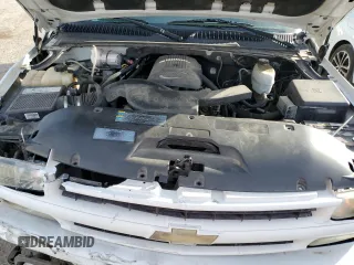 2006 Chevrolet Suburban LT with VIN 3GNEC16Z06G115945, listed as a Copart auction lot 44770155 with 197,979 mi miles and Salvage Title. Bid and sale history available at carsss.com. Image 12.