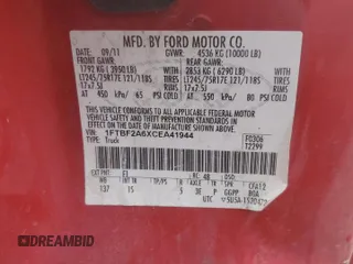 2012 Ford F-250 XL с VIN 1FTBF2A6XCEA41944, выставлен на аукционе Copart как лот 59588615 с пробегом 238 614 миль миль и Чистый • Clean title. История ставок и продаж доступна на DreamBid. Изображение 12.