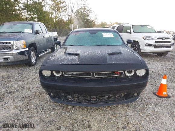 2017 Dodge Challenger R/T with VIN 2C3CDZBT9HH573634, listed as a IAAI auction lot 40476583 with NaN miles. Bid and sale history available at carsss.com. Image 13.