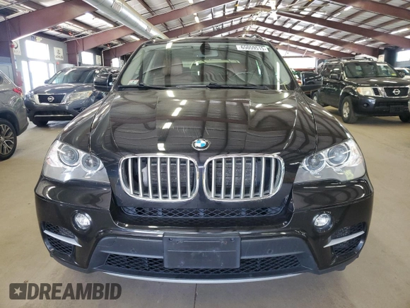 2013 BMW X5 xDrive50i with VIN 5UXZV8C53D0C15443, listed as a Copart auction lot 65059515 with 71,723 mi miles and Clean title. Bid and sale history available at DreamBid. Image 5.