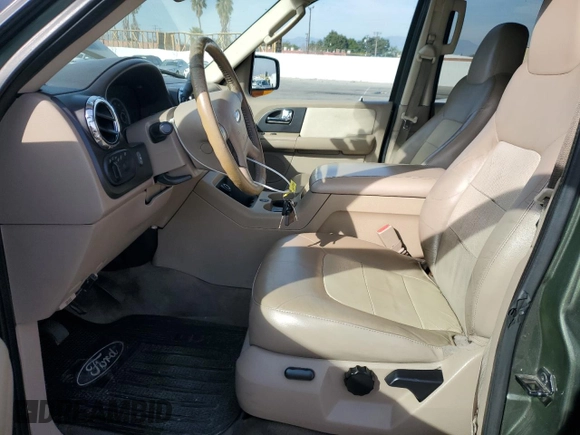 2006 Ford Expedition Eddie Bauer with VIN 1FMFU18536LA08889, listed as a Copart auction lot 43608385 with 205,096 mi miles and Salvage Title. Bid and sale history available at carsss.com. Image 7.