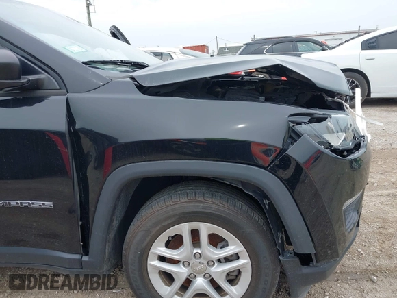 2018 Jeep Compass Sport with VIN 3C4NJCAB4JT469519, listed as a IAAI auction lot 41963902 with 80,093 mi miles. Bid and sale history available at carsss.com. Image 18.