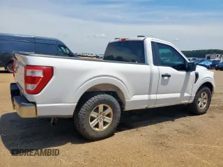 2022 Ford F-150 XL with VIN 1FTMF1CB8NKE12827, listed as a Copart auction lot 57068575 with 83,742 mi miles and Salvage title. Bid and sale history available at DreamBid. Image 3.