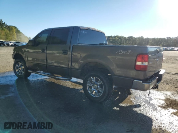 2004 Ford F-150 XLT with VIN 1FTRW14W54KB87028, listed as a Copart auction lot 79939714 with 260,492 mi miles and Salvage Title. Bid and sale history available at carsss.com. Image 2.
