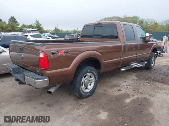 2011 Ford F-250 XL with VIN 1FT7W2B68BEA17368, listed as a IAAI auction lot 42267048 with 132,044 mi miles and . Bid and sale history available at DreamBid. Image 4.