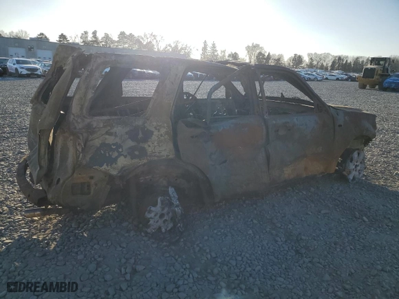 2008 Mercury Mariner with VIN 4M2CU81Z08KJ43876, listed as a Copart auction lot 83034664 with 0 mi miles and Salvage Title. Bid and sale history available at carsss.com. Image 3.