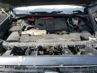 2023 Toyota Sequoia SR5 with VIN 7SVAAABA4PX019994, listed as a Copart auction lot 45937525 with 39,421 mi miles and Salvage Title. Bid and sale history available at carsss.com. Image 13.