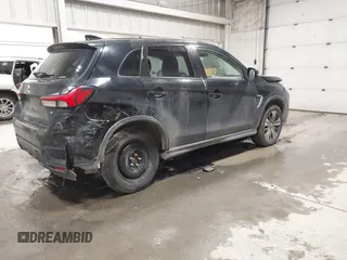 2020 Mitsubishi Outlander Sport ES 2.0 with VIN JA4AR3AU0LU021290, listed as a IAAI auction lot 41425631 with 62,304 mi miles. Bid and sale history available at carsss.com. Image 4.