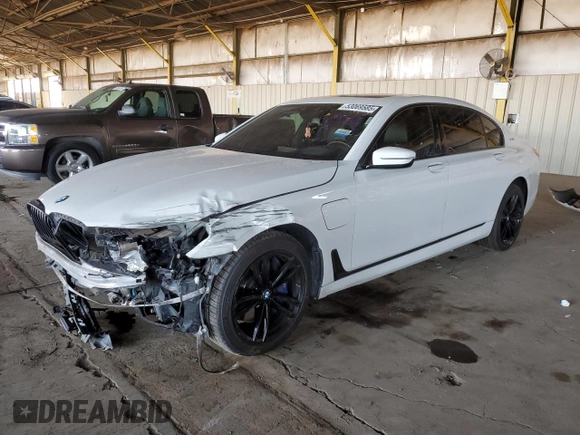 2018 BMW 7 Series 740e xDrive iPerformance with VIN WBA7J2C58JG938333, listed as a Copart auction lot 53069585 with 216,353 mi miles and Clean Title. Bid and sale history available at carsss.com. Image 1.