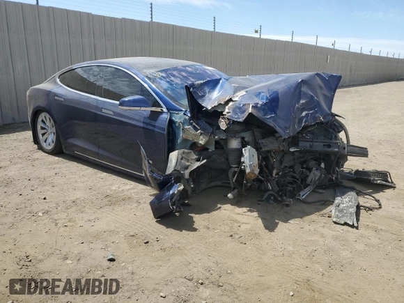 2017 Tesla Model S 100D с VIN 5YJSA1E28HF233322, выставлен на аукционе Copart как лот 62357925 с пробегом 110 383 миль миль и Списание • Salvage title. История ставок и продаж доступна на DreamBid. Изображение 4.
