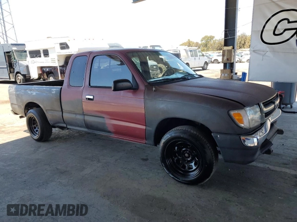 1999 Toyota Tacoma с VIN 4TAVL52N5XZ564845, выставлен на аукционе Copart как лот 57623895 с пробегом 303 101 миль миль и Списание • Salvage title. История ставок и продаж доступна на DreamBid. Изображение 4.