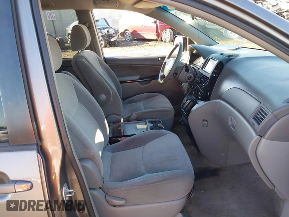 2005 Toyota Sienna CE with VIN 5TDZA23C15S340378, listed as a IAAI auction lot 41817609 with 307,384 mi miles and . Bid and sale history available at DreamBid. Image 5.