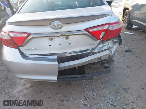 2015 Toyota Camry XLE with VIN 4T1BF1FK1FU099964, listed as a IAAI auction lot 41211645 with 209,364 mi miles and . Bid and sale history available at DreamBid. Image 6.