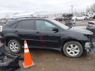 2005 Lexus RX 330 with VIN 2T2HA31U75C046288, listed as a IAAI auction lot 41835384 with 164,663 mi miles. Bid and sale history available at carsss.com. Image 14.