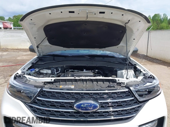 2024 Ford Explorer XLT z VIN 1FMSK7DH5RGA84098, wystawiony jako IAAI lot #42106185 z przebiegiem 9 836 mil mil oraz . Historia ofert i sprzedaży dostępna na DreamBid. Obrazek 10.
