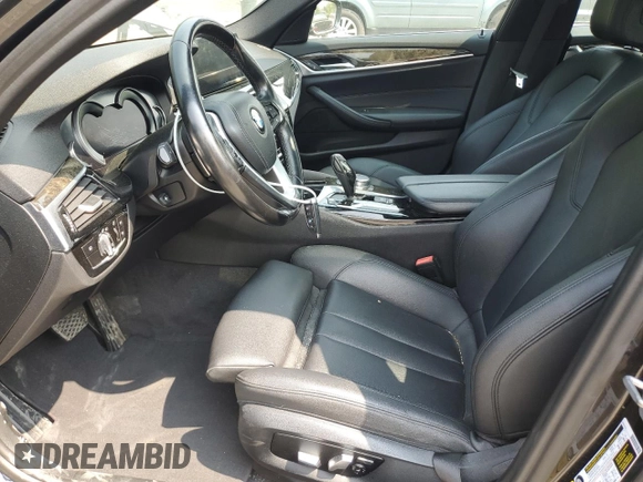 2018 BMW 5 Series 530e xDrive z VIN WBAJB1C52JG623900, wystawiony jako Copart lot #58125105 z przebiegiem 101 615 mil mil oraz Szkoda całkowita • Salvage title. Historia ofert i sprzedaży dostępna na DreamBid. Obrazek 7.