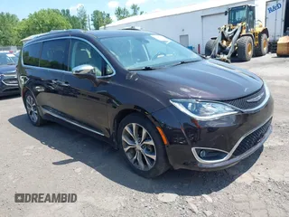 2017 Chrysler Pacifica Limited with VIN 2C4RC1GG7HR525064, listed as a IAAI auction lot 42572835 with 205,452 mi miles and . Bid and sale history available at DreamBid. Image 1.