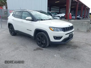 2018 Jeep Compass Latitude with VIN 3C4NJCBB1JT408465, listed as a IAAI auction lot 41350902 with 79,565 mi miles. Bid and sale history available at carsss.com. Image 1.