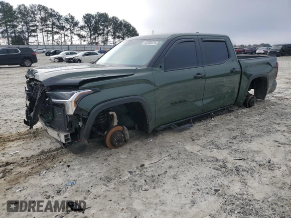 2022 Toyota Tundra 4WD SR5 with VIN 5TFLA5DB6NX008072, listed as a Copart auction lot 43250375 with 79,108 mi miles and Salvage Title. Bid and sale history available at carsss.com. Image 1.