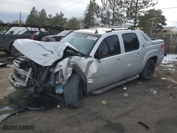 2013 Chevrolet Avalanche LT with VIN 3GNTKFE71DG151504, listed as a Copart auction lot 45566065 with 0 mi miles and Salvage Title. Bid and sale history available at carsss.com. Image 1.