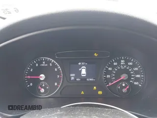 2020 Kia Sorento LX with VIN 5XYPGDA3XLG672124, listed as a IAAI auction lot 41863145 with 62,983 mi miles and . Bid and sale history available at DreamBid. Image 7.