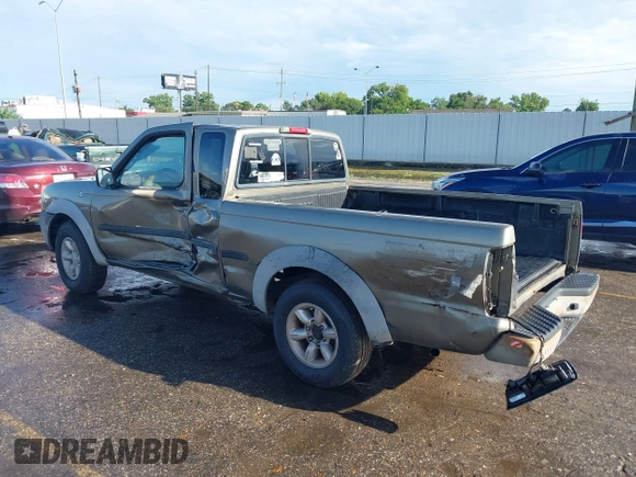 2002 Nissan Frontier XE with VIN 1N6DD26S62C301512, listed as a IAAI auction lot 42455040 with 281,593 mi miles and . Bid and sale history available at DreamBid. Image 3.