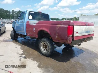 1997 Ford F-350 with VIN 1FTHF36F9VEA78530, listed as a IAAI auction lot 42124558 with Not Provided miles and . Bid and sale history available at DreamBid. Image 3.