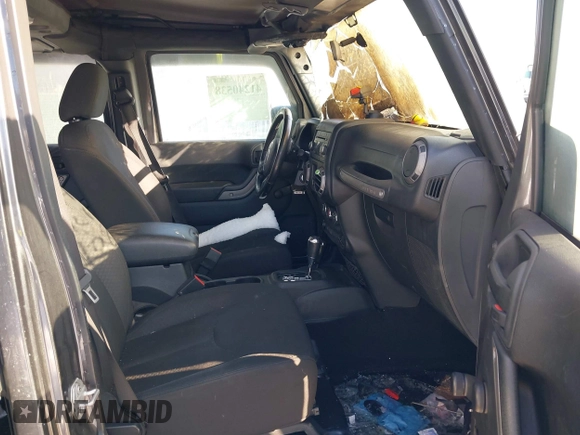 2017 Jeep Wrangler Unlimited Sport with VIN 1C4BJWDG7HL645433, listed as a IAAI auction lot 41240538 with 132,100 mi miles. Bid and sale history available at carsss.com. Image 5.