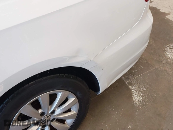 2012 Volkswagen Passat S with VIN 1VWAH7A35CC107902, listed as a IAAI auction lot 41243434 with 158,889 mi miles and . Bid and sale history available at DreamBid. Image 6.