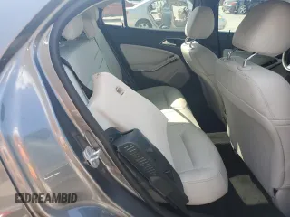 2017 Mercedes-Benz GLA 250 z VIN WDCTG4EB1HJ311401, wystawiony jako Copart lot #54213885 z przebiegiem 80 303 mil mil oraz Szkoda całkowita • Salvage title. Historia ofert i sprzedaży dostępna na DreamBid. Obrazek 11.