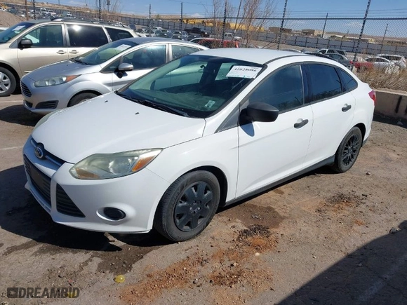 2013 Ford Focus S with VIN 1FADP3E27DL200618, listed as a IAAI auction lot 42028086 with 131,438 mi miles. Bid and sale history available at carsss.com. Image 2.