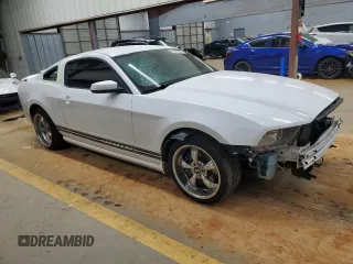 2014 Ford Mustang V6 with VIN 1ZVBP8AM0E5232495, listed as a Copart auction lot 41481245 with 118,917 mi miles and Salvage Title. Bid and sale history available at DreamBid. Image 4.