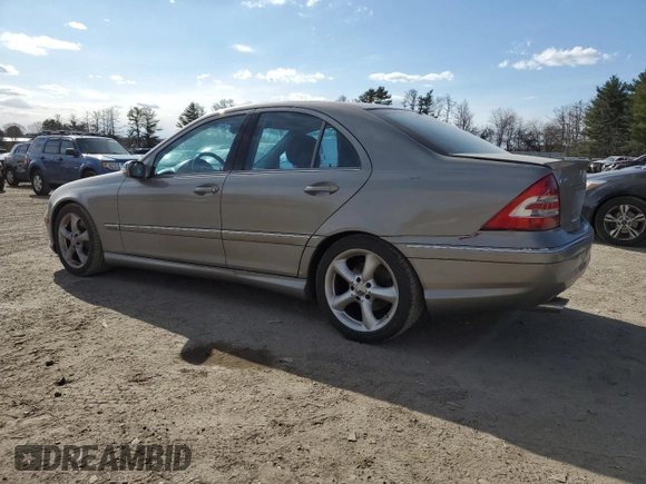 2006 Mercedes-Benz C 230 Sport z VIN WDBRF52H56E021989, wystawiony jako Copart lot #50499115 z przebiegiem 166 279 mil mil oraz Szkoda całkowita • Salvage title. Historia ofert i sprzedaży dostępna na DreamBid. Obrazek 2.