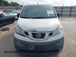 2015 Nissan NV200 SV with VIN 3N6CM0KN5FK708396, listed as a IAAI auction lot 42159968 with 91,168 mi miles and . Bid and sale history available at carsss.com. Image 11.