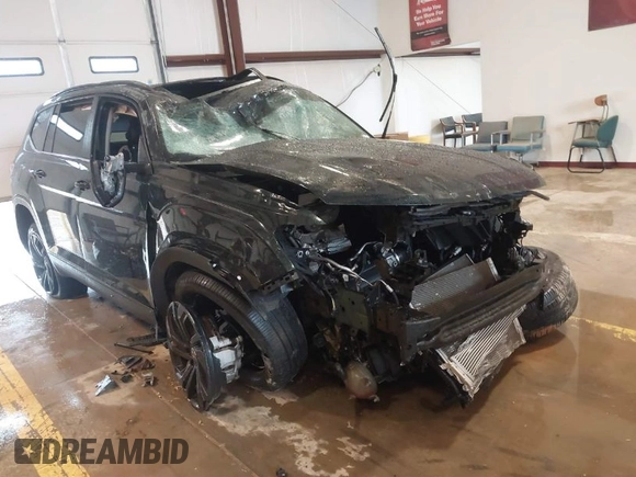 2022 Volkswagen Atlas SE with VIN 1V2JR2CA3NC512947, listed as a IAAI auction lot 41721006 with 32,853 mi miles and . Bid and sale history available at DreamBid. Image 1.