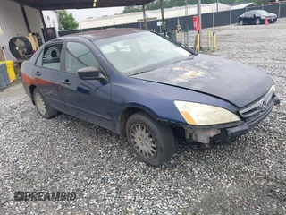 2007 Honda Accord VP z VIN 1HGCM56117A014297, wystawiony jako IAAI lot #42360678 z przebiegiem 313 163 mil mil oraz . Historia ofert i sprzedaży dostępna na DreamBid. Obrazek 1.