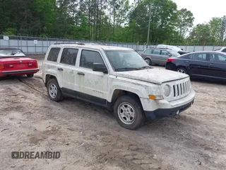 2016 Jeep Patriot Sport SE with VIN 1C4NJPBA4GD574945, listed as a IAAI auction lot 42121214 with Not Provided miles and . Bid and sale history available at carsss.com. Image 1.