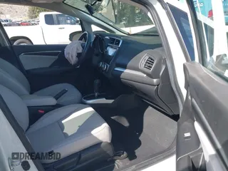 2017 Honda Fit EX с VIN JHMGK5H71HS014706, выставлен на аукционе IAAI как лот 42294116 с пробегом 30 725 миль миль и . История ставок и продаж доступна на DreamBid. Изображение 5.