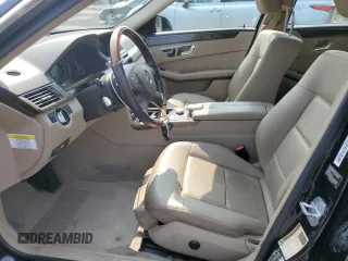2010 Mercedes-Benz E 350 Luxury z VIN WDDHF8HB1AA213658, wystawiony jako Copart lot #60596165 z przebiegiem 61 213 mil mil oraz Szkoda całkowita • Salvage title. Historia ofert i sprzedaży dostępna na DreamBid. Obrazek 7.