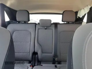 2020 Ford Escape SE с VIN 1FMCU9G68LUA34504, выставлен на аукционе Copart как лот 59356815 с пробегом 50 340 миль миль и Списание • Salvage title. История ставок и продаж доступна на DreamBid. Изображение 10.