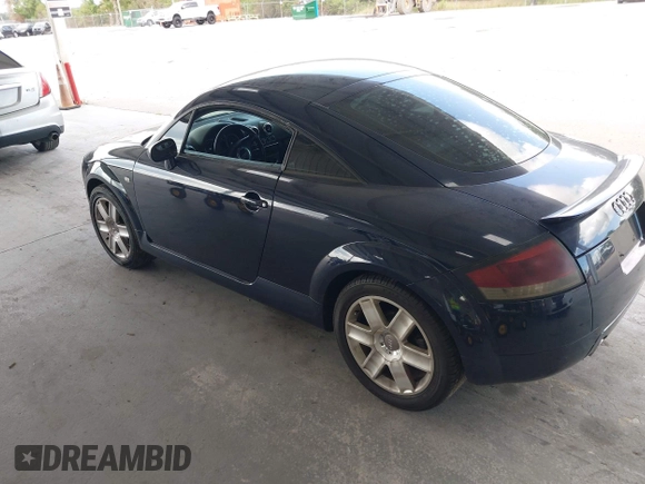 2004 Audi TT with VIN TRUSC28N641021758, listed as a IAAI auction lot 42167196 with 218,510 mi miles. Bid and sale history available at carsss.com. Image 3.