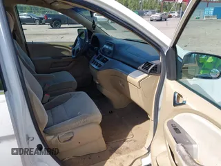 2008 Honda Odyssey LX с VIN 5FNRL38208B085053, выставлен на аукционе IAAI как лот 42301338 с пробегом 209 993 миль миль и . История ставок и продаж доступна на DreamBid. Изображение 5.