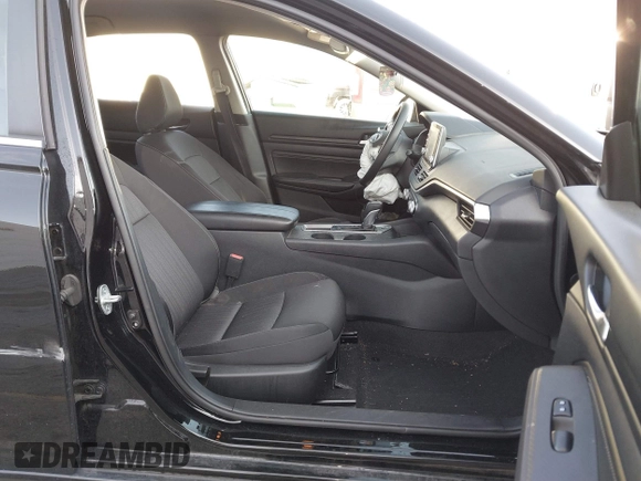 2020 Nissan Altima S with VIN 1N4BL4BVXLC178264, listed as a IAAI auction lot 41129610 with 97,125 mi miles and . Bid and sale history available at DreamBid. Image 5.