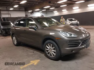 2014 Porsche Cayenne with VIN WP1AA2A26ELA93026, listed as a IAAI auction lot 42272409 with 58,951 mi miles and . Bid and sale history available at DreamBid. Image 1.