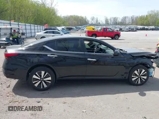 2022 Nissan Altima SV z VIN 1N4BL4DW5NN338435, wystawiony jako IAAI lot #42152480 z przebiegiem 28 926 mil mil oraz . Historia ofert i sprzedaży dostępna na DreamBid. Obrazek 13.